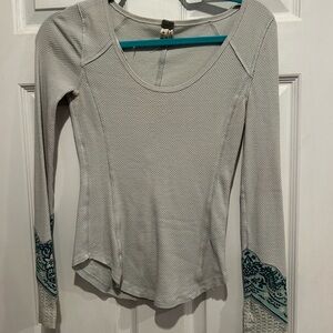 We The Free Light Gray Top with Teal Details